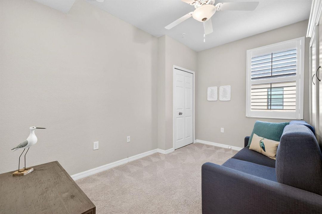 24-Guest Bedroom 2 - 1 of 3