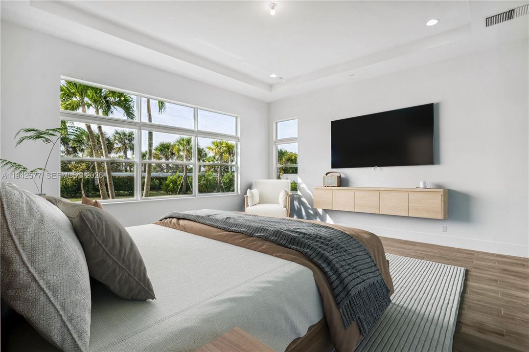 For Sale: $2,299,000 (5 beds, 6 baths, 5342 Square Feet)