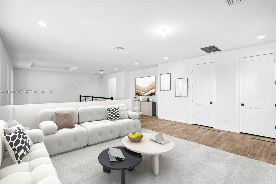 For Sale: $2,299,000 (5 beds, 6 baths, 5342 Square Feet)