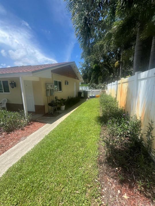 4 2081 Joy Rene Lane