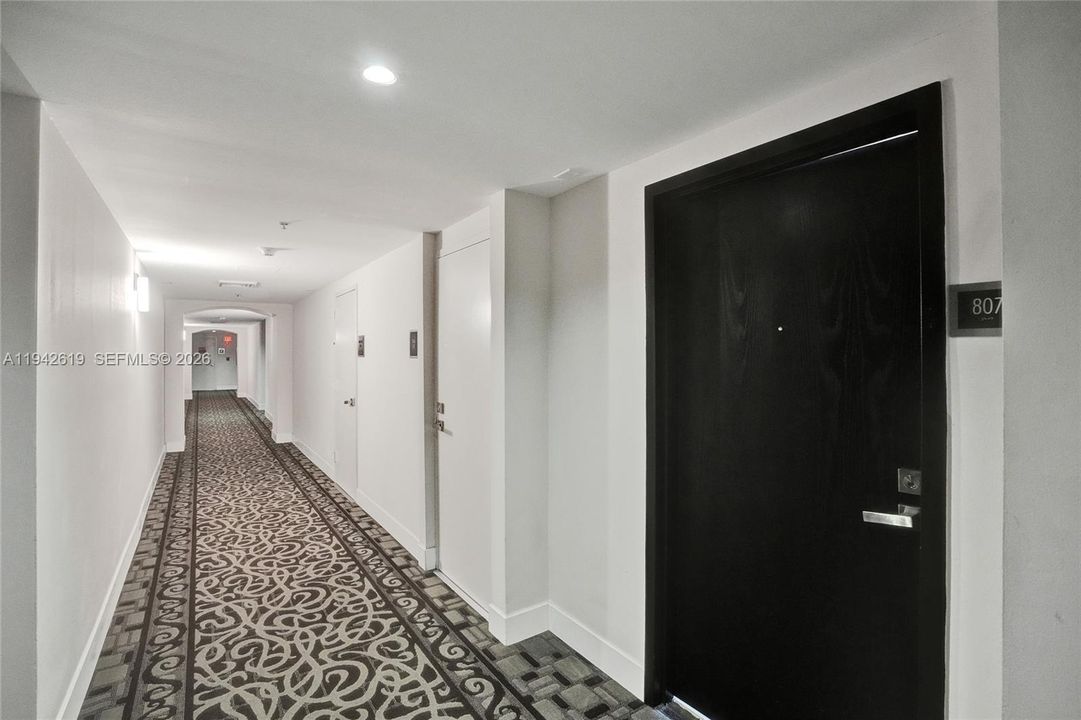 En Venta: $695,000 (1 camas, 1 baños, 740 Pies cuadrados)