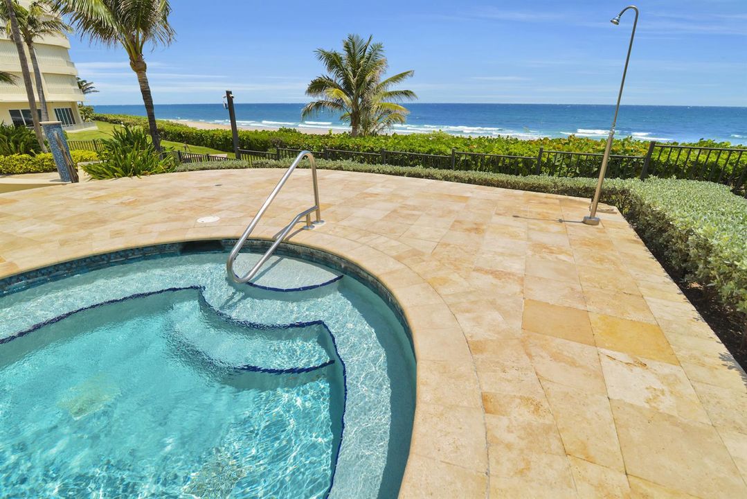 Hot tub