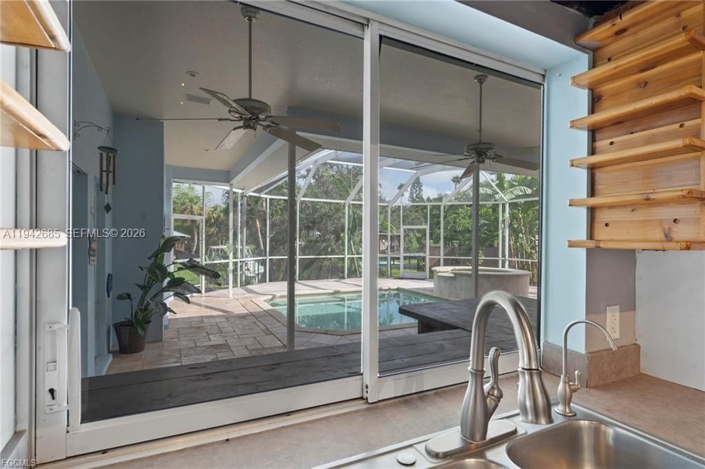 For Sale: $599,000 (3 beds, 2 baths, 2014 Square Feet)