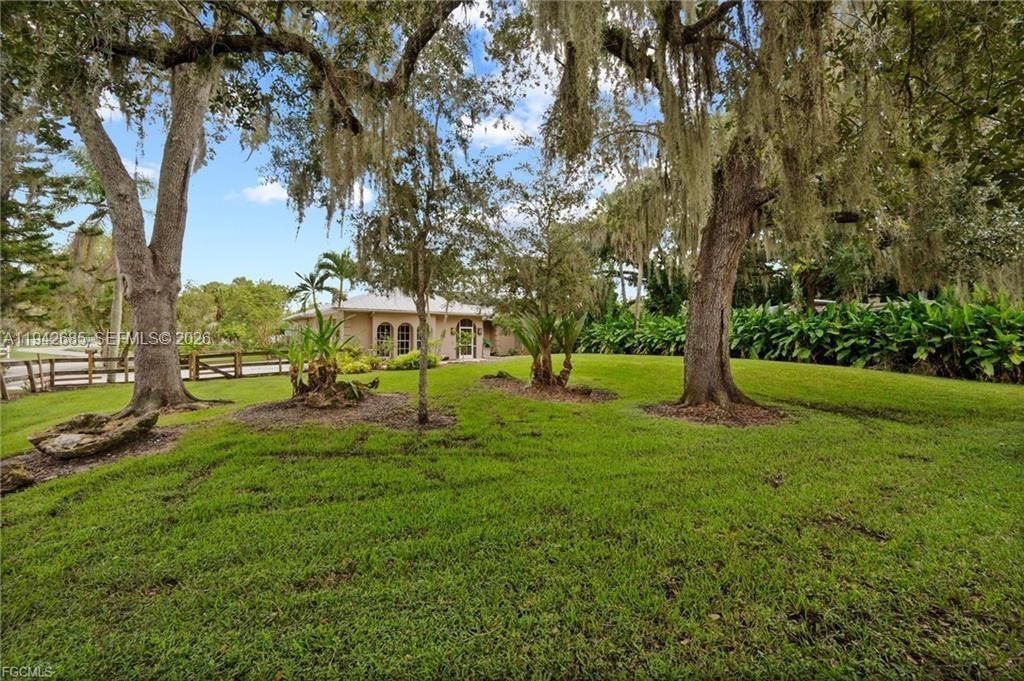 For Sale: $599,000 (3 beds, 2 baths, 2014 Square Feet)