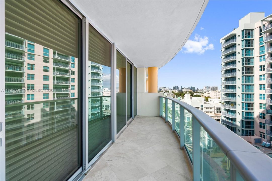 For Sale: $4,335,000 (3 beds, 4 baths, 2250 Square Feet)