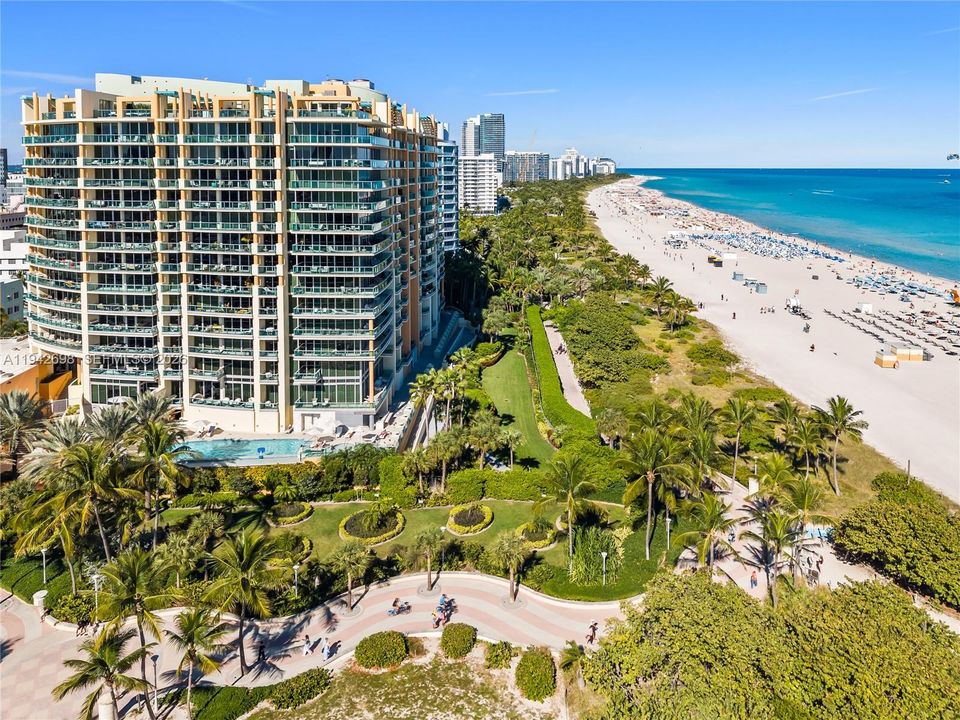 For Sale: $4,335,000 (3 beds, 4 baths, 2250 Square Feet)