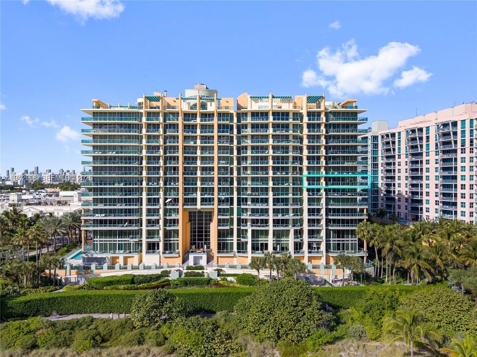 For Sale: $4,335,000 (3 beds, 4 baths, 2250 Square Feet)
