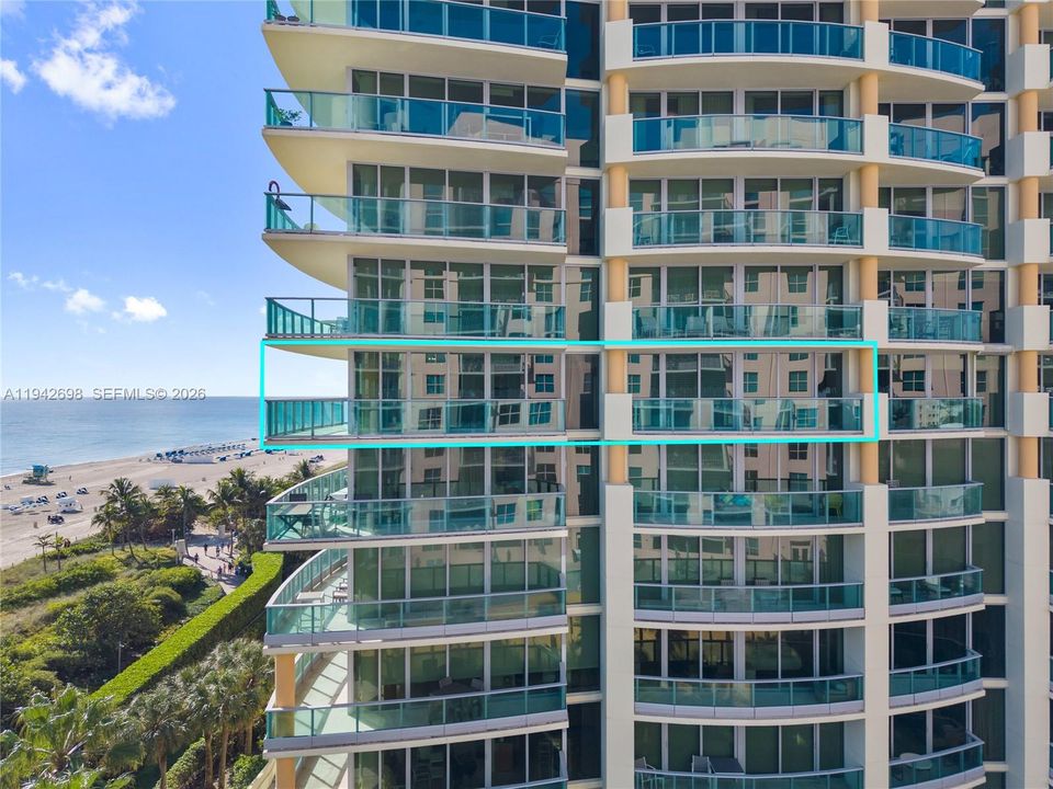 For Sale: $4,335,000 (3 beds, 4 baths, 2250 Square Feet)