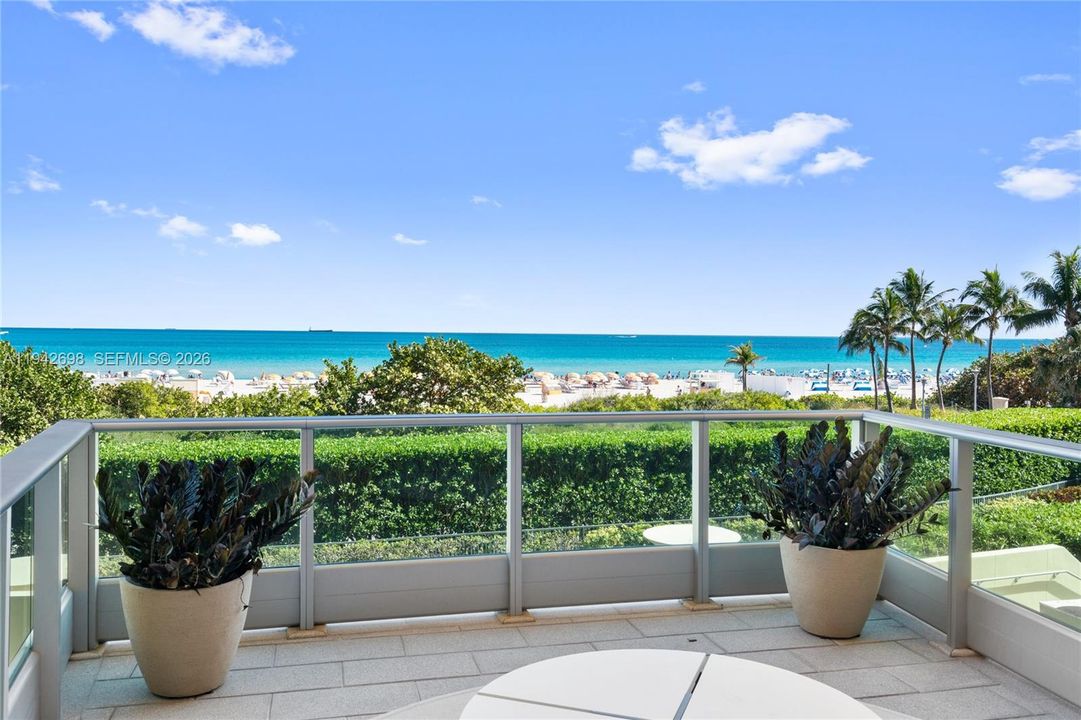 For Sale: $4,335,000 (3 beds, 4 baths, 2250 Square Feet)