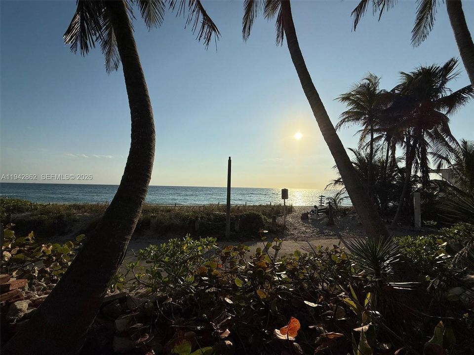 For Sale: $5,626,000 (0.31 acres)