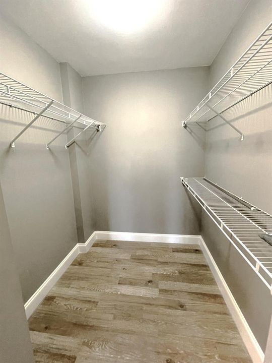 Walk-in Closet