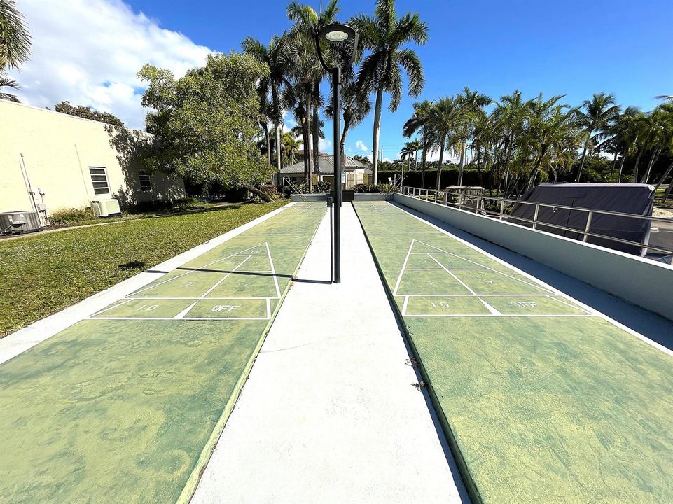 Bocce Ball