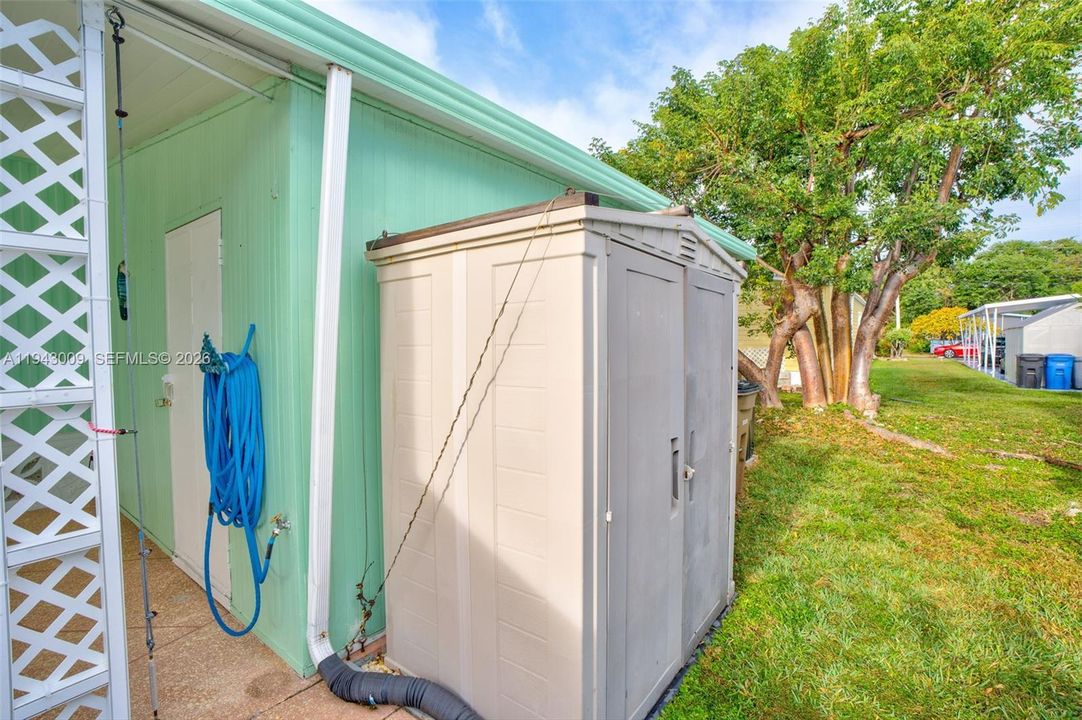 На продажу: $499,000 (2 спален, 2 ванн, 0 Квадратных фут)