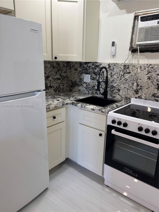 For Rent: $1,650 (0 beds, 1 baths, 0 Square Feet)