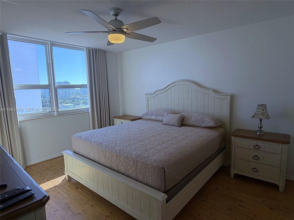 En Venta: $780,000 (2 camas, 2 baños, 1260 Pies cuadrados)