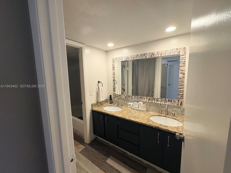 En Venta: $355,000 (3 camas, 2 baños, 1722 Pies cuadrados)