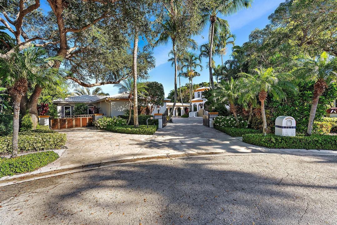 2929 Marys Way -1