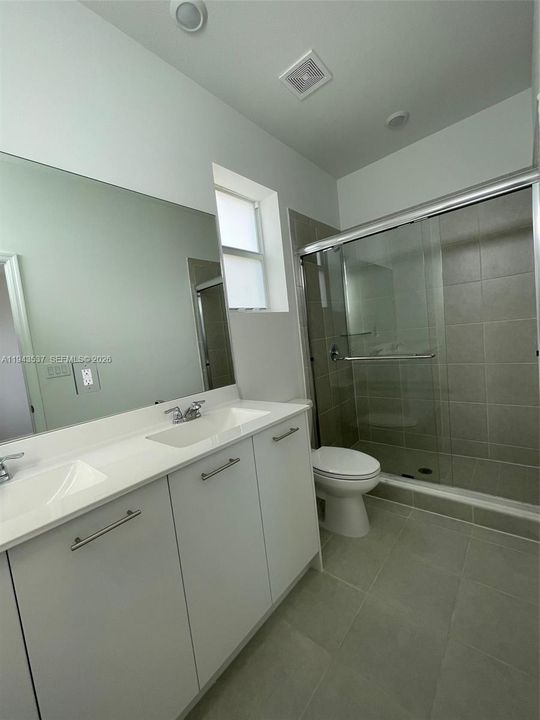 For Sale: $445,000 (3 beds, 2 baths, 1328 Square Feet)