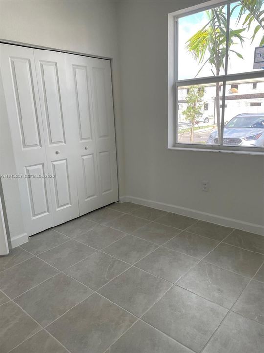 For Sale: $445,000 (3 beds, 2 baths, 1328 Square Feet)