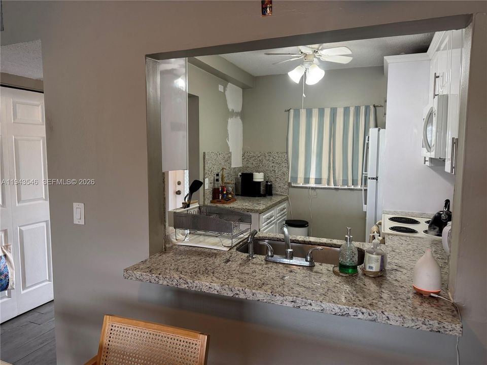 En Venta: $172,900 (1 camas, 1 baños, 940 Pies cuadrados)
