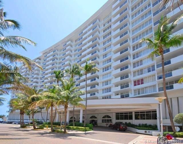 For Sale: $385,000 (1 beds, 1 baths, 525 Square Feet)
