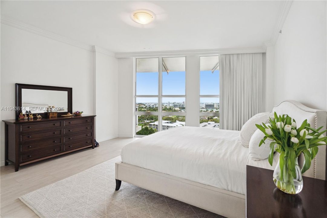 For Sale: $3,300,000 (4 beds, 4 baths, 2918 Square Feet)