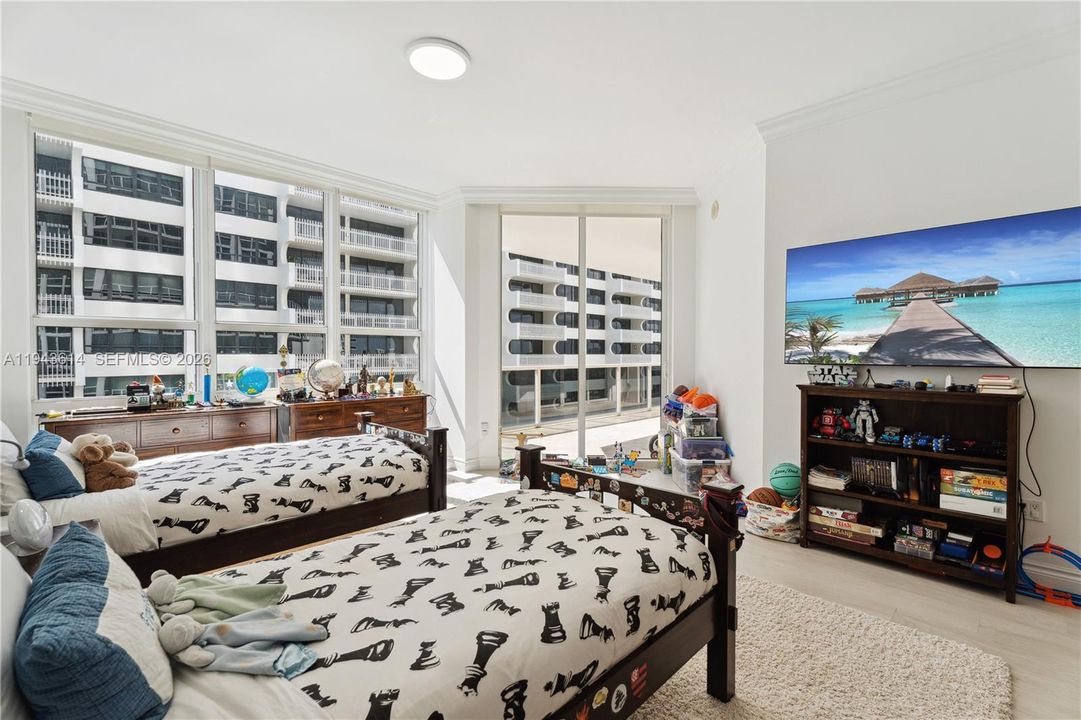 For Sale: $3,300,000 (4 beds, 4 baths, 2918 Square Feet)