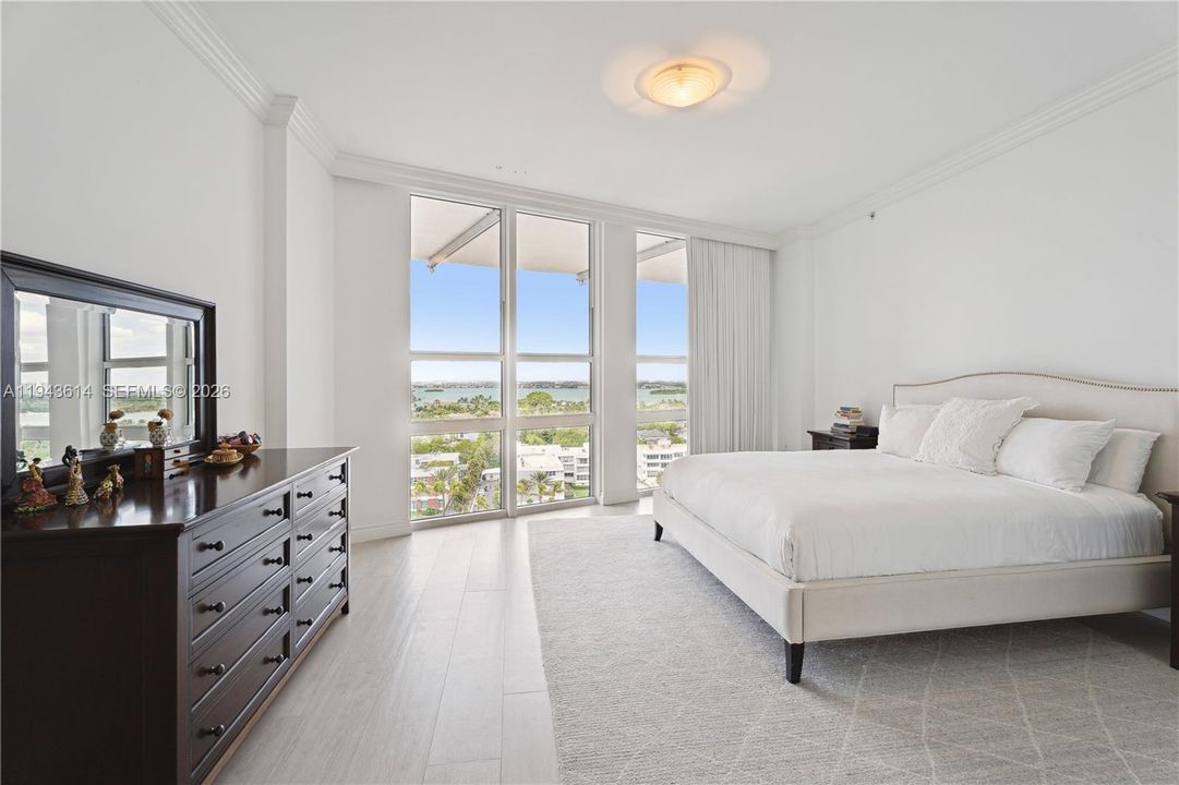 For Sale: $3,300,000 (4 beds, 4 baths, 2918 Square Feet)