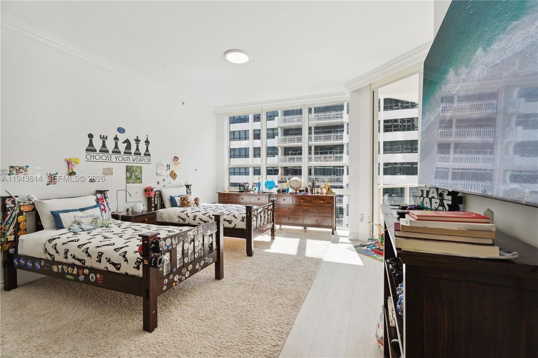 For Sale: $3,300,000 (4 beds, 4 baths, 2918 Square Feet)
