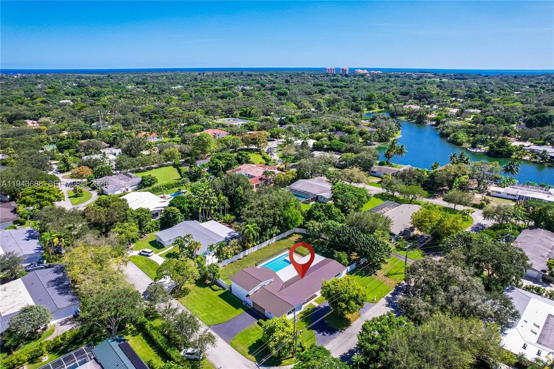 Active With Contract: $1,980,000 (5 beds, 4 baths, 3346 Square Feet)