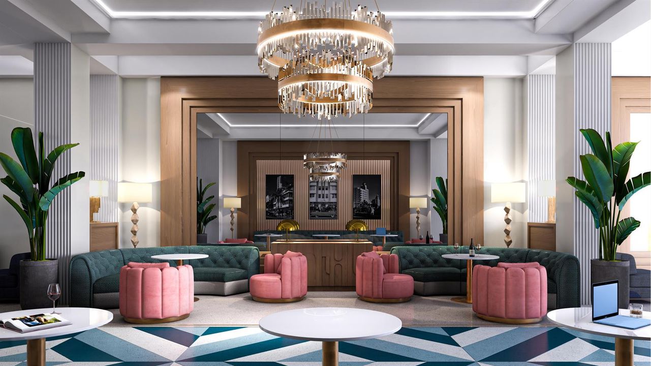 13._Ella_-_Lobby_