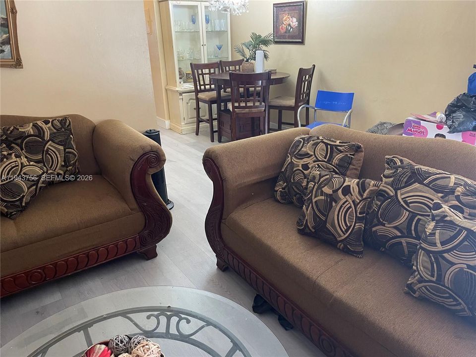 Recientemente alquilado: $1,250 (1 camas, 1 baños, 580 Pies cuadrados)
