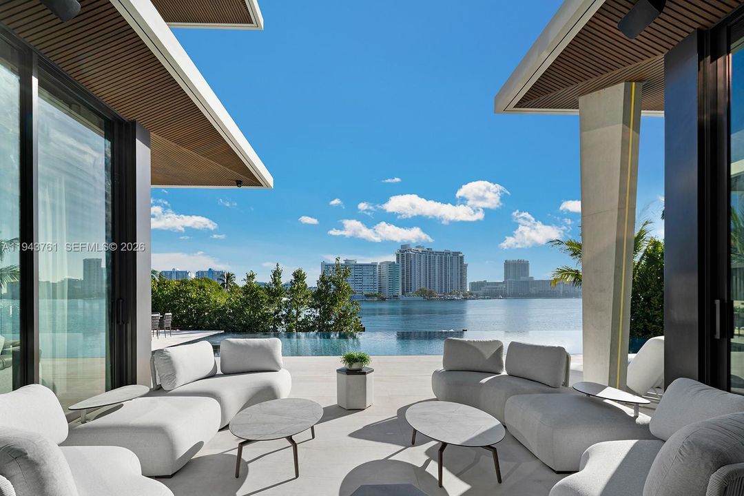 For Sale: $41,500,000 (6 beds, 6 baths, 8393 Square Feet)