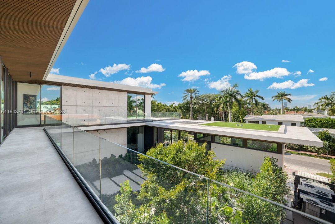 For Sale: $41,500,000 (6 beds, 6 baths, 8393 Square Feet)