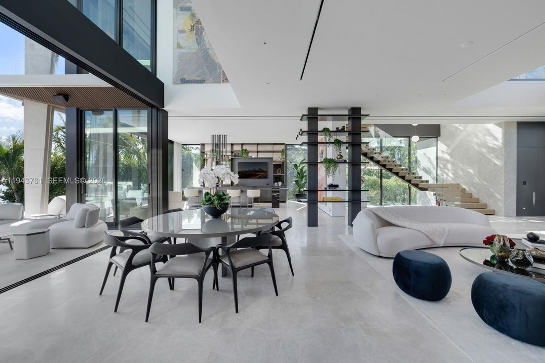 For Sale: $41,500,000 (6 beds, 6 baths, 8393 Square Feet)