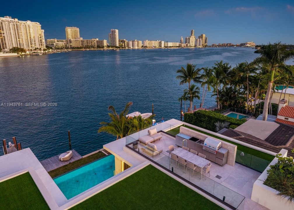 For Sale: $41,500,000 (6 beds, 6 baths, 8393 Square Feet)