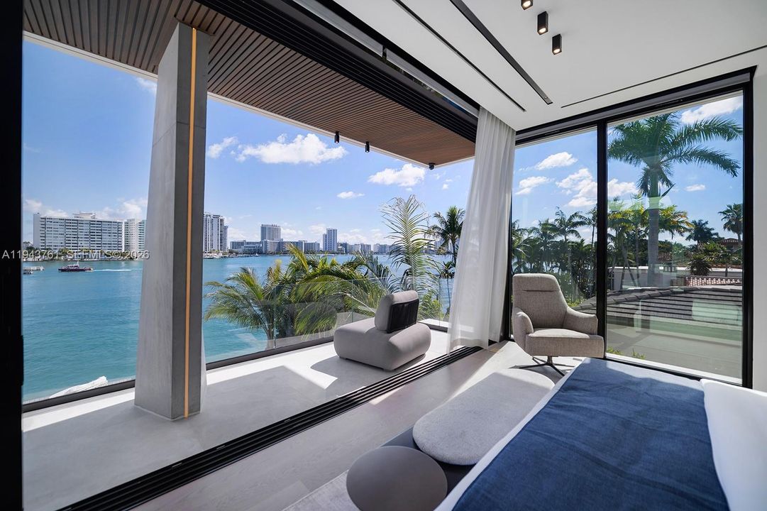 For Sale: $41,500,000 (6 beds, 6 baths, 8393 Square Feet)