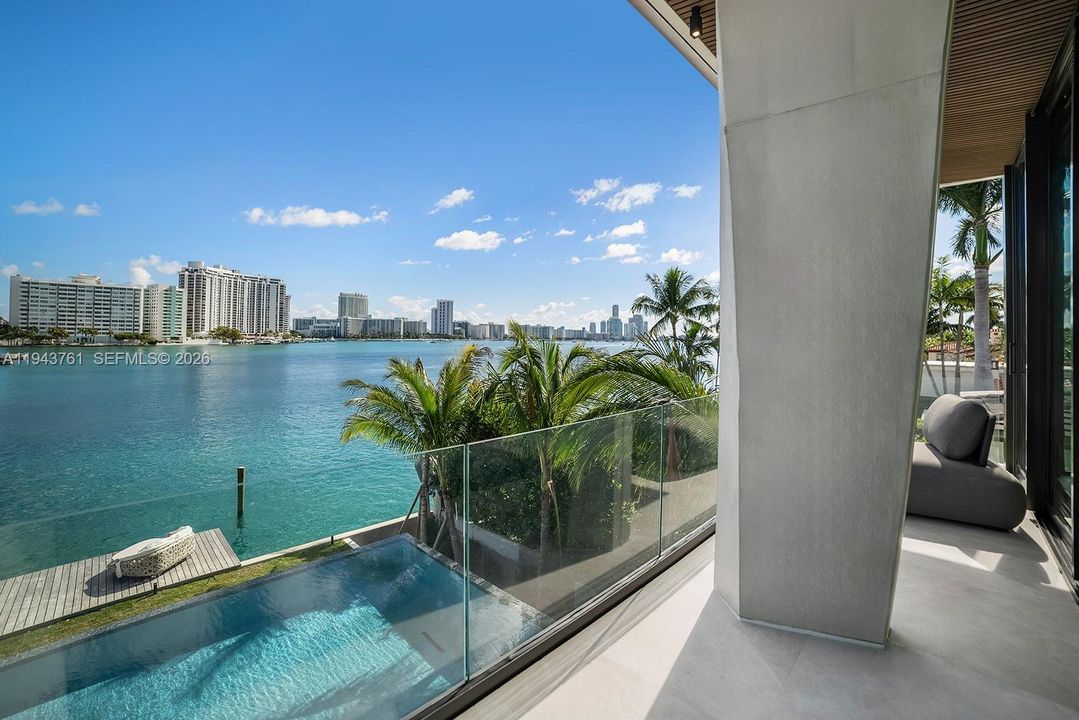For Sale: $41,500,000 (6 beds, 6 baths, 8393 Square Feet)
