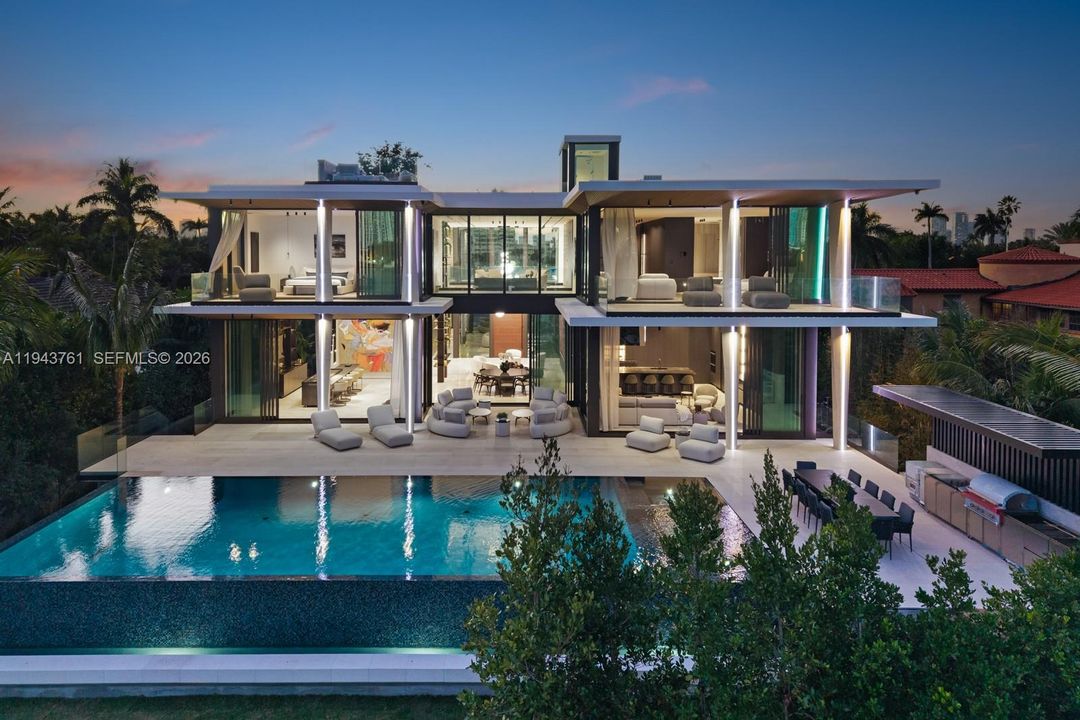 For Sale: $41,500,000 (6 beds, 6 baths, 8393 Square Feet)
