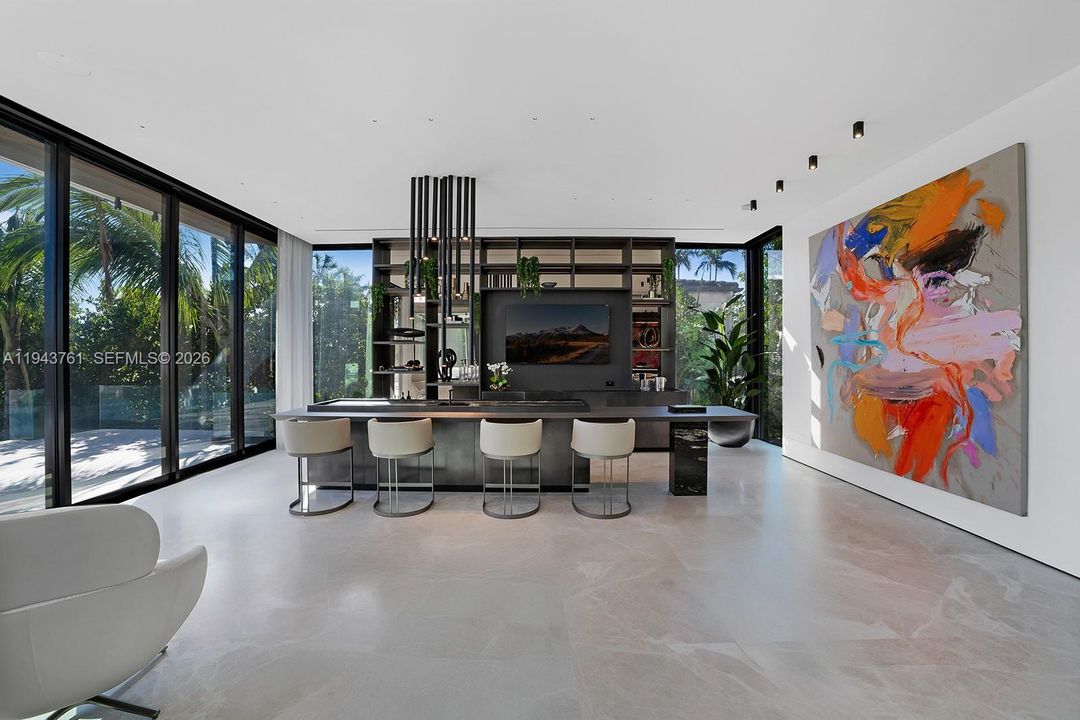 For Sale: $41,500,000 (6 beds, 6 baths, 8393 Square Feet)