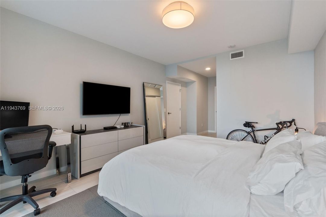 En Venta: $634,000 (1 camas, 1 baños, 830 Pies cuadrados)