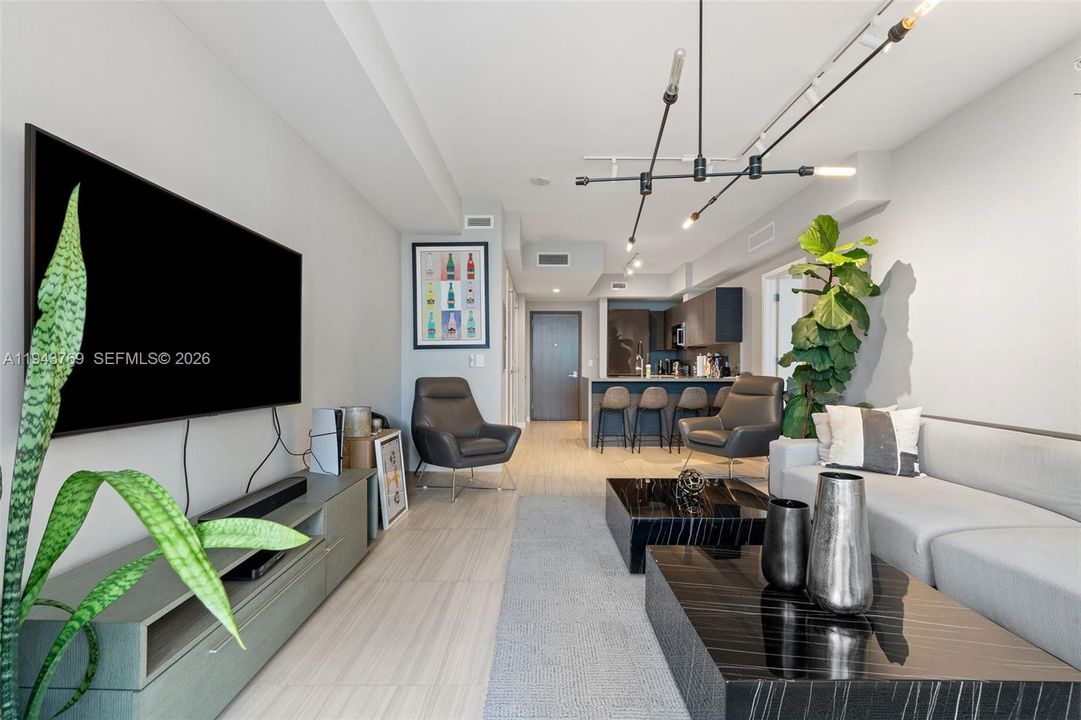 En Venta: $634,000 (1 camas, 1 baños, 830 Pies cuadrados)