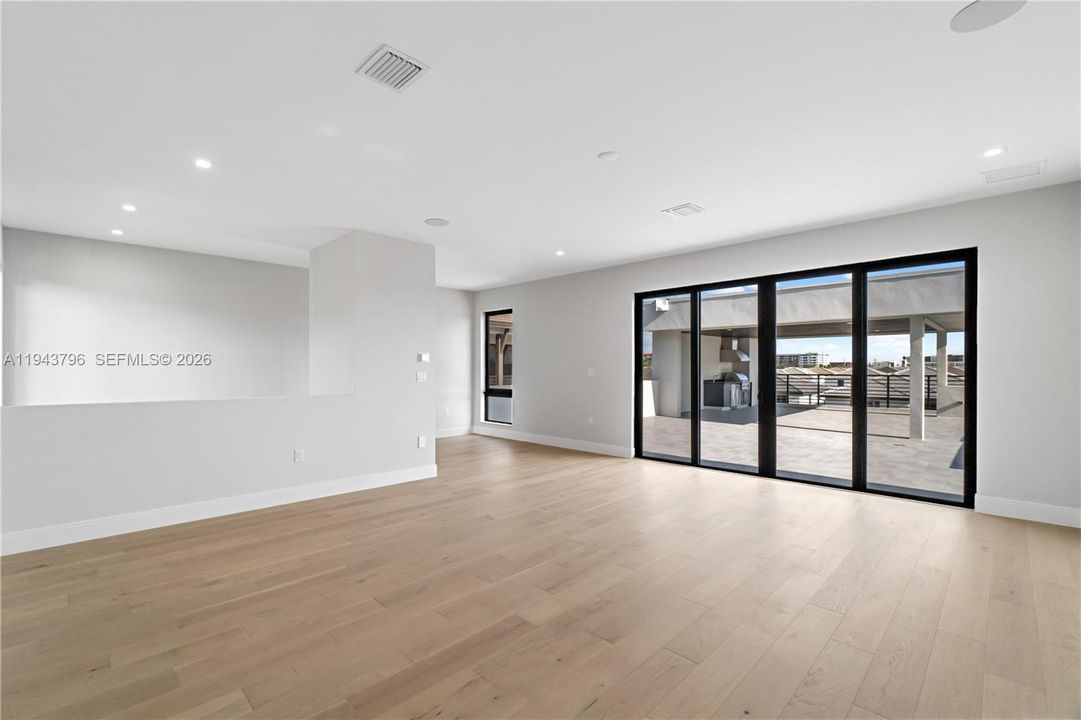 3rd Floor