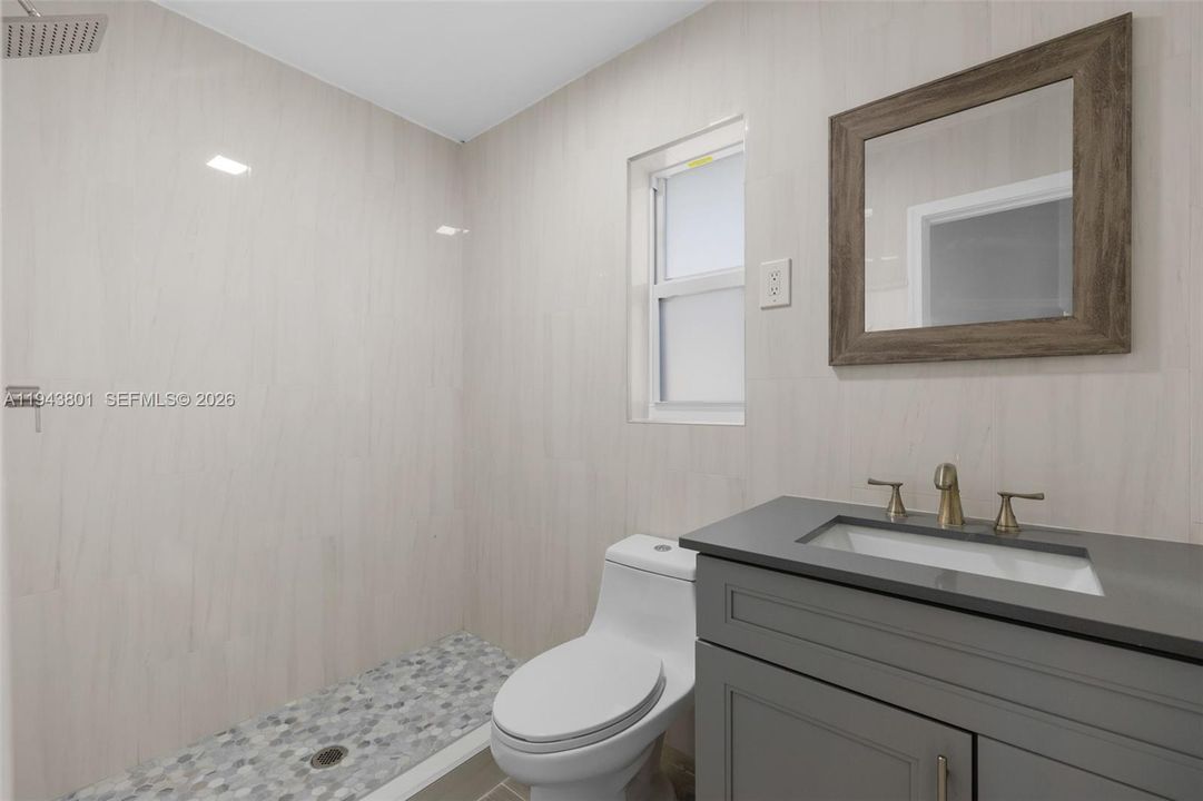 For Sale: $1,050,000 (3 beds, 3 baths, 2558 Square Feet)