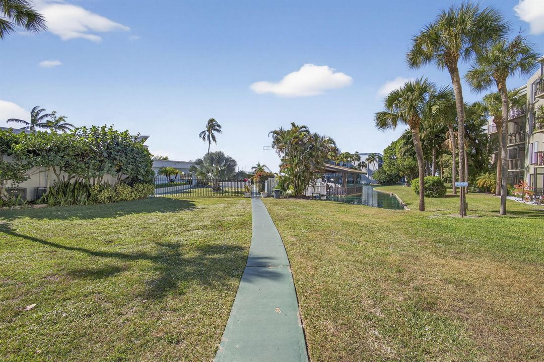Amenities walkway