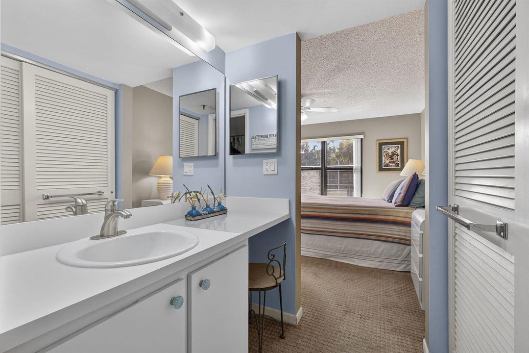 Primary dressing area