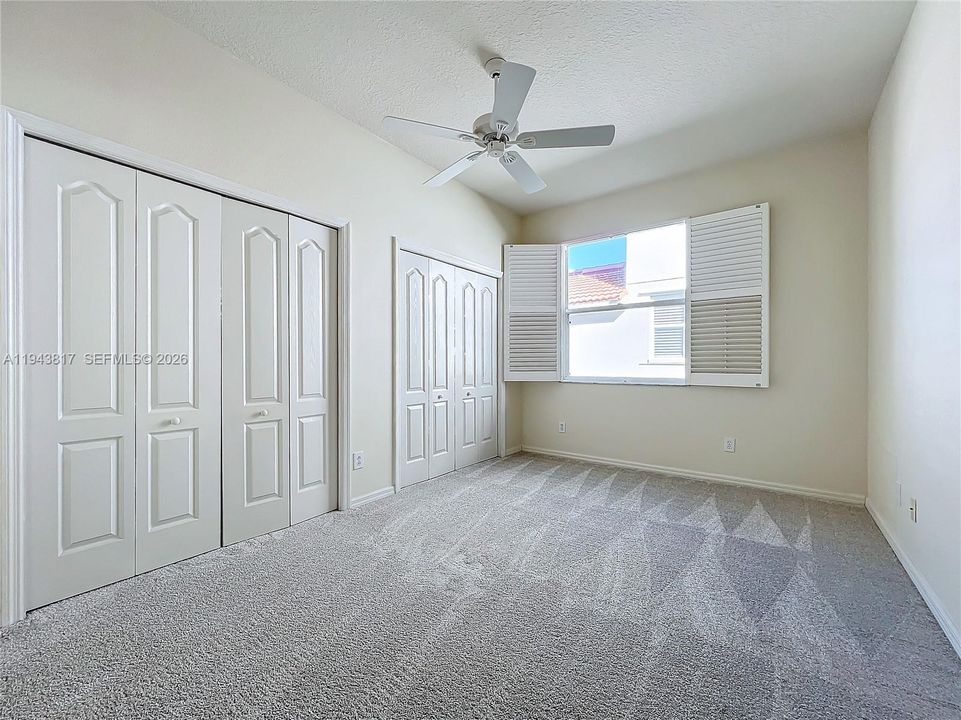 Recently Rented: $3,995 (3 beds, 2 baths, 1825 Square Feet)