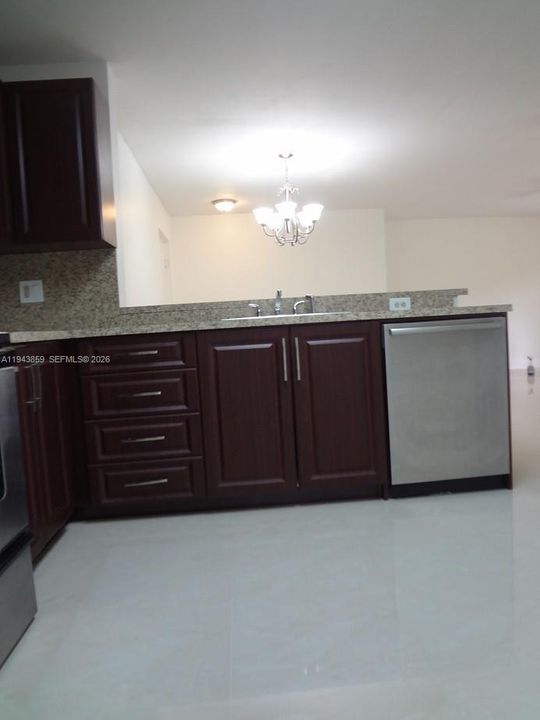 En Venta: $220,000 (1 camas, 1 baños, 806 Pies cuadrados)