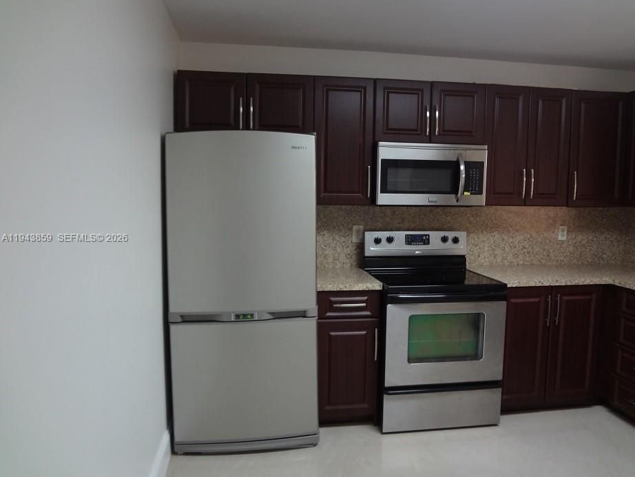 En Venta: $220,000 (1 camas, 1 baños, 806 Pies cuadrados)