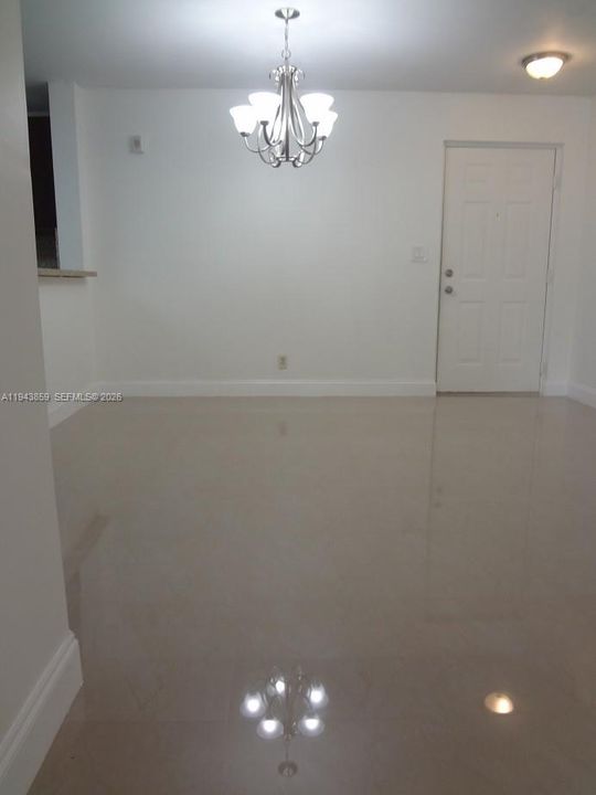 En Venta: $220,000 (1 camas, 1 baños, 806 Pies cuadrados)